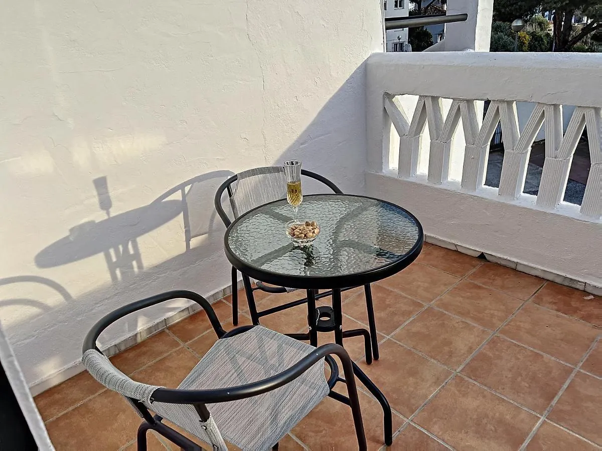 Hébergement de vacances Villa Agradable Adosado Con Piscina La Hidalga à Benalmádena