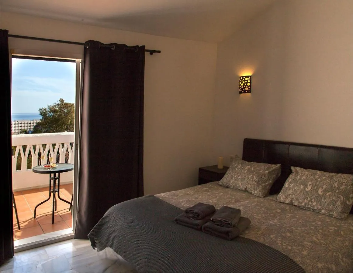 Nyaraló Agradable Adosado Con Piscina La Hidalga Villa Benalmádena
